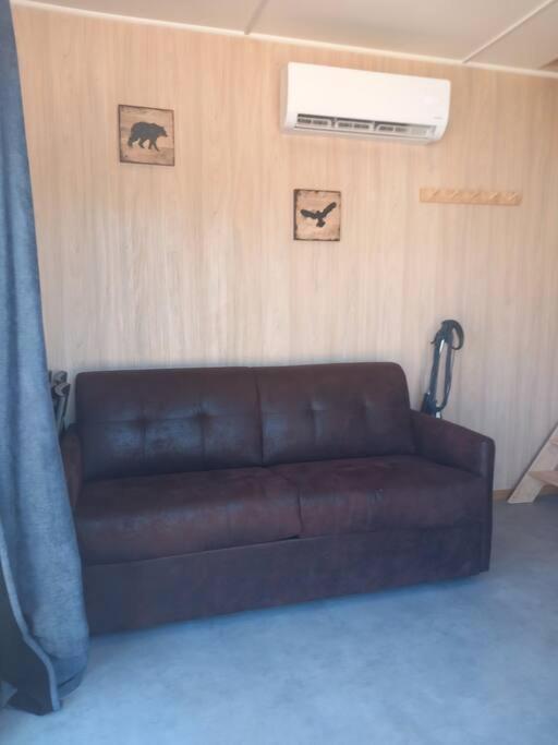 Maison De Jardin 4 Personnes *
