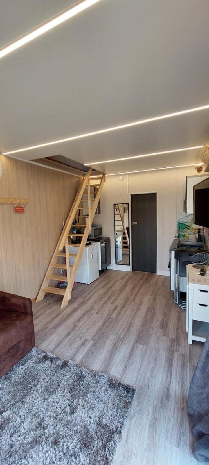 Maison De Jardin 4 Personnes *