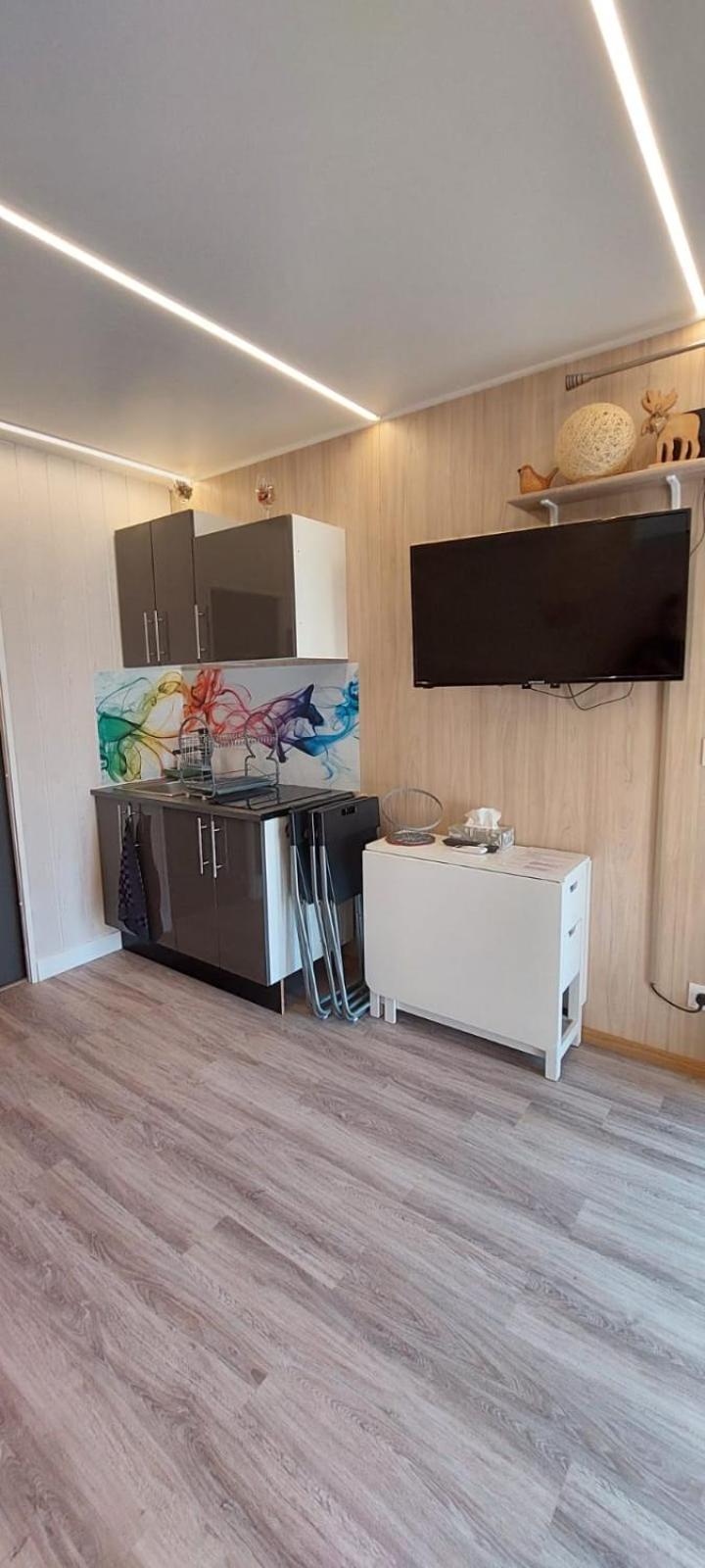 Maison De Jardin 4 Personnes * Montpeyroux (Herault)